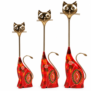 Figura de Gato Pintada a Mano en Madera y Hierro |   Escultura de Animales Hecha a Mano |   Decoración para el Hogar - Product Image 1