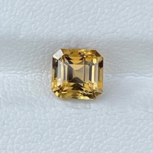 Natural Yellow Chrysoberyl <b>Cushion</b> Cut Loose Gemstone Fine Quality Golden Chrysoberyl For Jewelry Making - Product Image 1