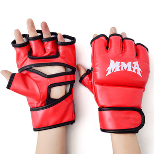 Gants de boxe MMA en cuir de vachette professionnel pour l'entraînement au kick-boxing avec logo et couleur personnalisés - Product Image 3