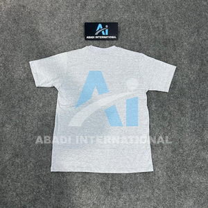 เสื้อยืดผู้ชายสีเทาผ้าฝ้าย Asali ลายพิมพ์ปืน แขนสั้น คอกลม สไตล์ลำลอง ทรงปกติ พิมพ์ลายสกรีน เสื้อ Asali - Product Image 2
