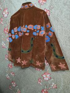 Veste élégante en velours marron brodée Suzani avec motif floral et cœur, manches longues, col montant, style bohème, vêtement d'extérieur pour l'hiver - Product Image 3