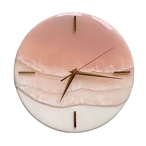 นาฬิกาติดผนังทรงกลมทำจากเรซินสีชมพูพร้อมนาฬิกาสีทองหรูหราทันสมัยสำหรับห้องนั่งเล่นห้องนอนและของตกแต่งบ้าน - Product Image 1