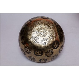 Cuenco Tibetano Artesanal de Latón Antiguo Pulido de Excelente Calidad con Baño de Oro para Meditación y Yoga - Product Image 2