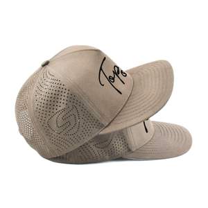 Gorra Deportiva de Malla Ajustable con Diseño Moderno, Bordado 3D, Color Negro, para Ciclismo y Actividades al Aire Libre, con Parches - Product Image 3