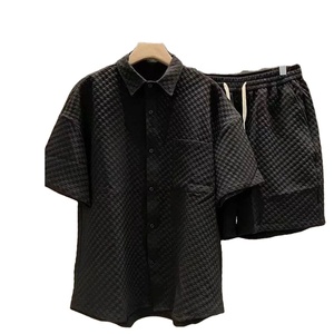 Costume d'été ample pour hommes Chemise à manches courtes en treillis + short Style britannique Costume décontracté deux pièces Jogger Outfit Tracksuit - Product Image 1