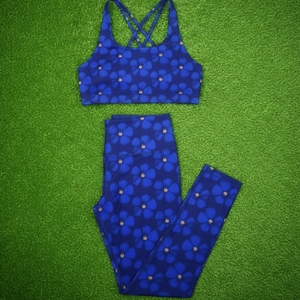 Ensemble de sport pour femme : soutien-gorge de sport haute performance et leggings push-up, ensemble sexy pour la gym, le yoga et l'entraînement, tenue de sport deux pièces. - Product Image 2