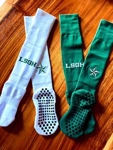 Chaussettes hautes LSGH blanches et vertes antidérapantes pour le basketball avec logo étoile pour adultes - Product Image 6