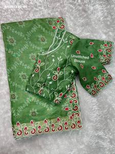 Nouvelle collection de saris en satin de coton avec imprimé Bandhej et bordure brodée au fil, tissée avec des fils Zari, fournisseur indien - Product Image 6