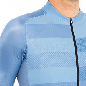 Maillot de Ciclismo de Manga Corta de Ajuste Avanzado para una Mayor Velocidad, con Cintura Elástica y Diseño de Cremallera Oculta Suave - Product Image 4