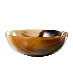 Bol de service en corne brune de haute qualité pour décoration intérieure pour le déjeuner pour la cuisine Design par Crescent Crafts - Product Image 1