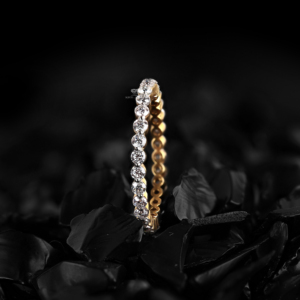 แหวนเพชรทรงกลมเพาะเลี้ยงในห้องปฏิบัติการ วงแหวนทองคำขาว 14K สำหรับผู้หญิง ของขวัญวันครบรอบ ผลิตและจำหน่ายโดยผู้ผลิตงานแฮนด์เมด - Product Image 3