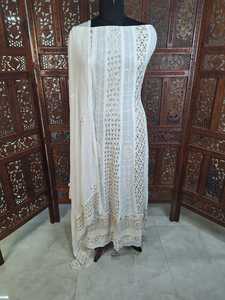Traje Anarkali semicompuesto tradicional Chikankari con dupatta, elegante atuendo étnico indio para bodas festivas y fiestas. - Product Image 3