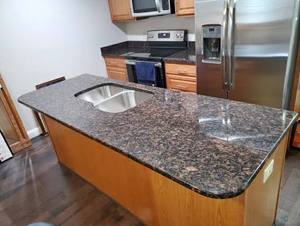 Encimera de Granito Pulido Color Marrón Bronceado, Superficie con Aspecto de Mármol para Isla de Cocina, Piedra Natural para Villa - Product Image 1