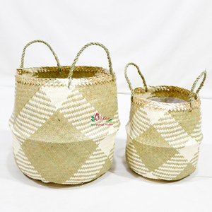 Eco-Friendly Palm Leaf Woven <b>Baskets</b> With Handle, Storage Containers For Home Use & Gift Box - Product Image 1