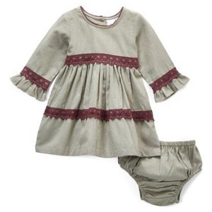 Merry Pretty — robe en dentelle de coton gris, style bohème rétro et Chic, avec manches bouffantes et housse de couche assortie, artisanale en coton pur - Product Image 1