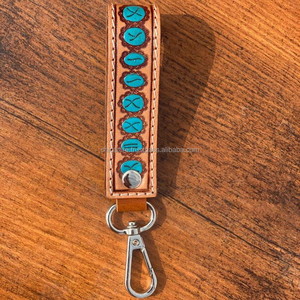 ห่วงโซ่กุญแจหนังสลักลายดอกไม้มีสไตล์พวงกุญแจหนังอุปกรณ์เสริมพวงกุญแจน่ารัก - Product Image 4