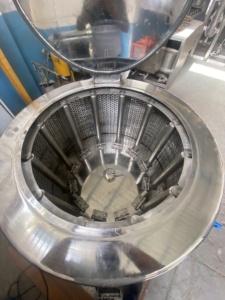 Fabricant indien de machine d'extraction d'eau automatique avec matériau SS316L, certifiée CE et ISO 9001, garantie de 12 mois - Product Image 3