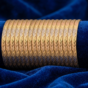 กำไลข้อมือผู้หญิง ORO-Z ดีไซน์หรูหรา ตัดด้วยเลเซอร์ ชุบสามสี สำหรับใส่ทุกวัน คุณภาพสูง เหมาะสำหรับงานปาร์ตี้ - Product Image 4