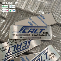 Placas de Identificación Metálicas Adhesivas de Aluminio Anodizado Cepillado con Número de Serie Industrial Marino Personalizado, Serigrafía Azul para Equipos