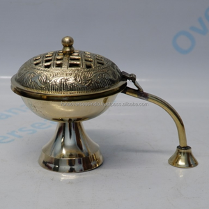 Brûleur à charbon vintage en laiton gravé avec poignée, écologique et portable, pour encens Loban, idéal pour la maison, le temple et les usages spirituels - Product Image 3