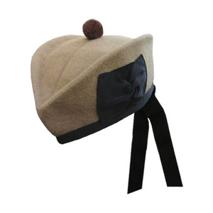 Casquette Glengarry en laine beige OEM personnalisée avec pompon marron, nœud noir et queues de ruban pour tenue écossaise des Highlands - Product Image 1