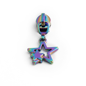 Deslizadores de Cremallera Metálicos con Diseño de Estrella Arcoíris y Cierre de Mosquetón para Bolsos, Diseño Plateado, Resistente y Moderno - Product Image 3