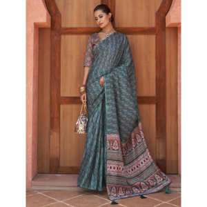 Cautivador verde azulado digital impreso crepe sari con blusa - Product Image 1