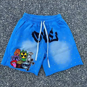 Pantalones cortos deportivos personalizados con estampado gráfico, de algodón 100% de alta densidad (400 GSM), con forro polar y pedrería, para ropa urbana. - Product Image 4