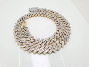 Nueva Llegada: Collar de Cadena con Diamantes de Moissanita Grandes Engastados, Cadena de Eslabones con Engaste Manual, Cadena Cubana Miami Grande de Plata y Oro - Product Image 4