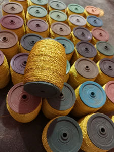 Hilos Metálicos de Oro y Plata de Primera Calidad, Flecos y Borlas de Hilo de Mylar para Prendas Religiosas - Product Image 6