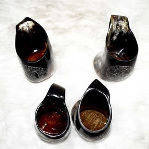 Jarra de cerveza de cuerno de búfalo de estilo rústico para cerveza artesanal y cerveza ale. Jarras de cuerno hechas a mano para beber cerveza. - Product Image 6