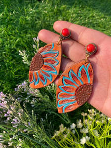 Style autochtone usiné à la main sculpture boucles d'oreilles en cuir femmes mignon à la mode larme boucle d'oreille usiné cuir bijoux de mode - Product Image 2