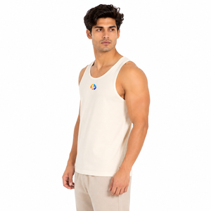 El material de calidad crea una sensación suave y una camiseta sin mangas resistente que permite un movimiento relajado para los días de viaje y las rutinas diarias. - Product Image 2