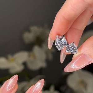 Toi et Moi, 1 carat chacun, bague incurvée ondulée en moissanite taille cœur, argent sterling 925, bijoux fins, cadeau pour la Saint-Valentin, vœux pour elle - Product Image 2
