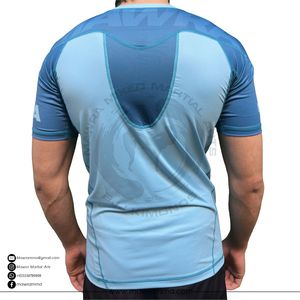 Camiseta Deportiva Mawra Rashguard de Alta Calidad, Diseño Personalizado, Ecológica, UPF50+, con Paneles Ventilados, Compresión, Manga Corta, Unisex, para Gimnasio y Combate - Product Image 2