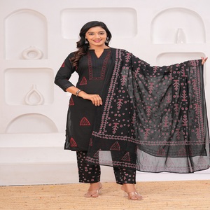 ชุด Kurta PANT dupatta สำหรับผู้หญิงพิมพ์ลายสีดำชุดชนเผ่าคอวีตรงพร้อมดีไซน์ - Product Image 1