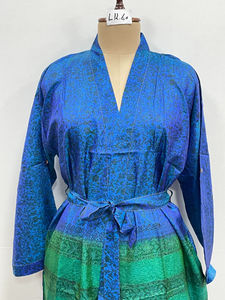 Robe longue kimono vintage en soie indienne pour femme, avec ceinture, style bohème, douce, pour l'été, idéale comme vêtement de nuit, robe de chambre, robe de demoiselle d'honneur ou de maternité, à ouverture frontale. - Product Image 5