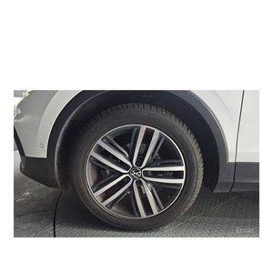 Pour Volkswagen Tiguan 2.0 TDI 4Motion Prestige Modèle décembre 2021 32 469 km Diesel Sièges en cuir Volant à gauche Caméra de recul - Product Image 5