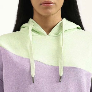 เสื้อฮู้ดดี้ผ้าฝ้ายหนานุ่มสำหรับผู้หญิง แบบขายส่ง ล้างสีสไตล์แอซิดวอช ปักโลโก้ด้วยไหมเชนีล รับผลิตแบรนด์ส่วนตัว สตรีทแวร์ ระบายอากาศได้ดี - Product Image 5