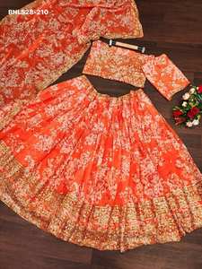 Lehenga Choli Duptta en organza imprimé traditionnel indien avec broderie Jari, sequins et pierres, tenue ethnique - Product Image 2