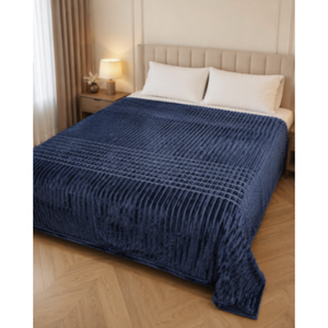 Couette double en velours polyester de luxe 220x240cm, douce et chaude pour l'hiver, pour la maison et l'hôtel - Product Image 1