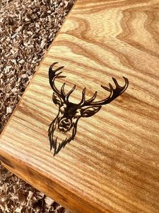 Planche à découper en bois dur de qualité supérieure, bloc à découper rectangulaire avec motif tête de cerf, antidérapant, décoration de cuisine - Product Image 2