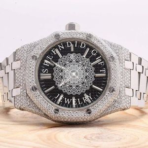 Splendide montre de luxe avec diamants, boîtier rond de 42 mm, mouvement à quartz analogique, bracelet en argent, mouvement ETA, résistance à l'eau 10 m - Product Image 5