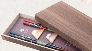 Juego de Palillos de Madera Estilo Japonés Kawai, Diseño Floral, Ecológicos, Modelo P70, 23 cm, Logotipo Personalizado, Superficie Lisa - Product Image 6