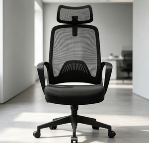 Silla de Oficina Ergonómica de Malla Comercial con Reposabrazos Fijos, Respaldo Abierto, Base Giratoria de Acero, Ajuste Manual, Diseño Moderno, Negra - Product Image 1