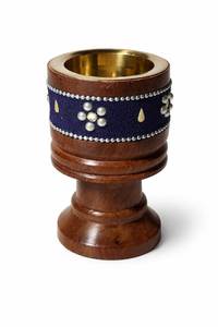 Luxury Arabic Incense <b>Burner</b> Handmade Sandalwood Pyramid Incense <b>Burner</b> With Metal Clasp Aromatic Diffuser All-Season Use Holder - Product Image 2