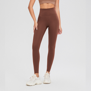 Leggings de sport taille haute personnalisés avec logo, effet push-up, pour femmes, en tissu Spandex/Polyester - Product Image 2