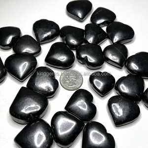 Shungite noire russe naturelle hautement polie sculptée à la main en cristal de coeur gonflé artisanat pierre semi-précieuse pour le Reiki Feng Shui - Product Image 4