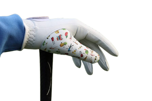 ถุงมือกอล์ฟหนัง PU สีขาว แต่งสีชมพู ระบายอากาศได้ดี สำหรับมือขวา ใช้ได้ทั้งชายและหญิง - Product Image 4