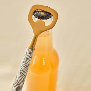 Ouvre-bouteille en métal chic avec poignée en os à motif ondulé monochrome, style élégant et luxueux, nouveauté utilisée comme outil de bar - Product Image 5